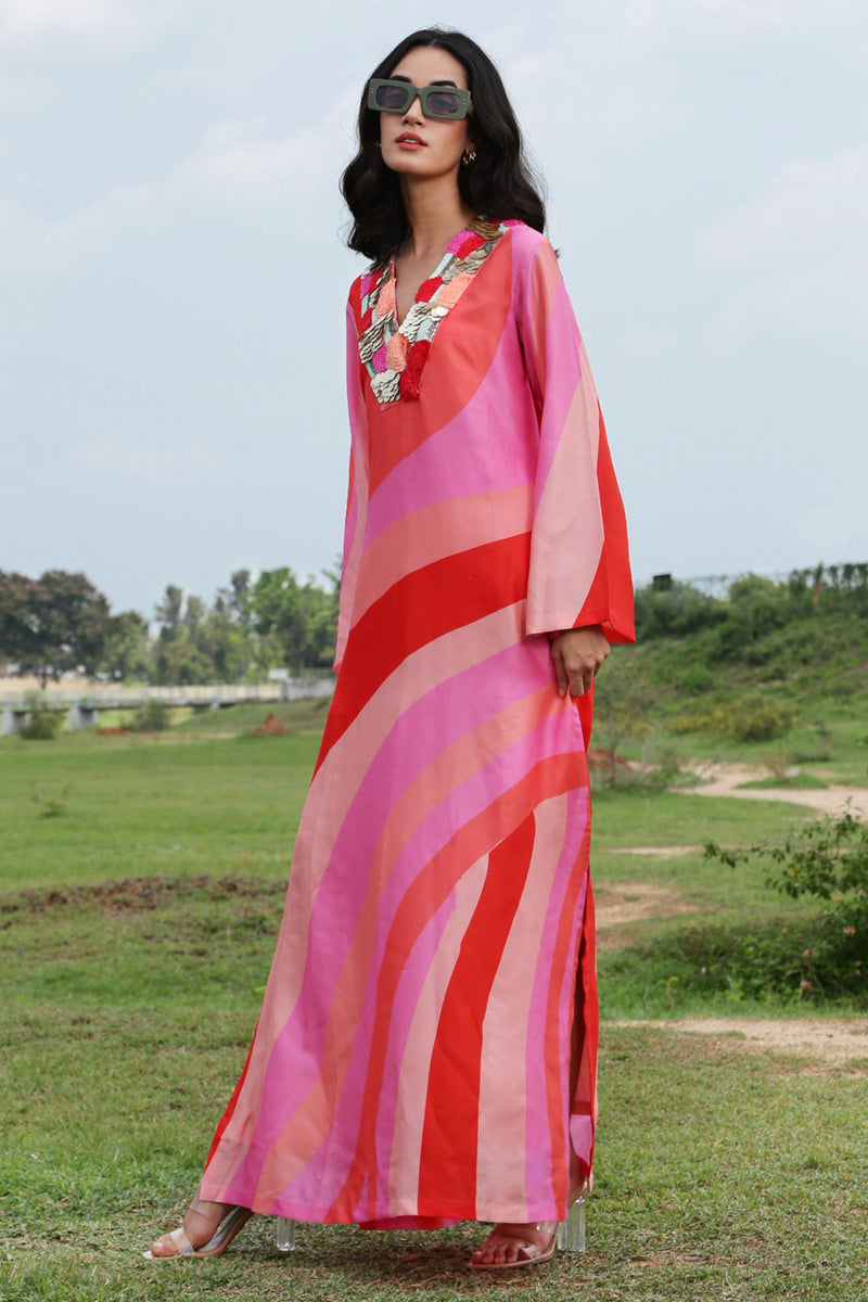 Wavy Pink Maxi Dress